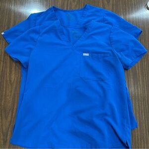 Lot of 2 FIGS Womens Technical Collection Blue Catrina Scrub Top FW1000 Large